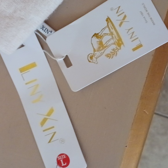 New Pure Merino wool nwt cream color size Xl 16_18 - Picture 9 of 10